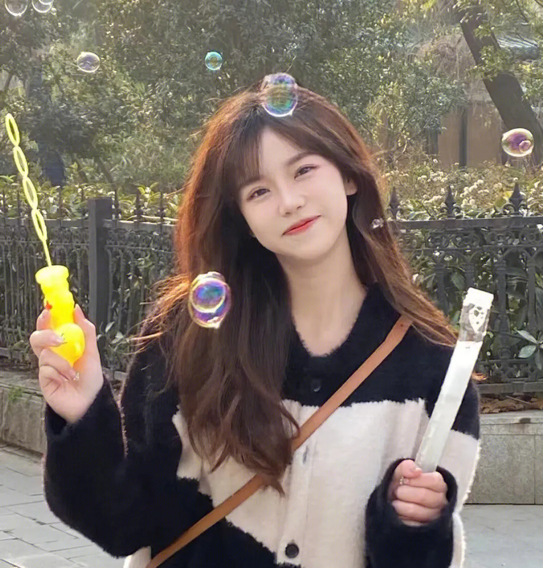 三个大佬哥哥团宠我